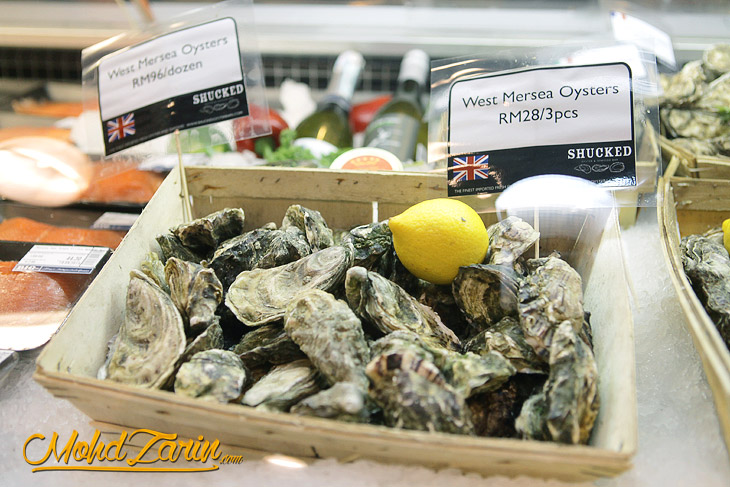 Shucked Oysters Seafood Bar Publika