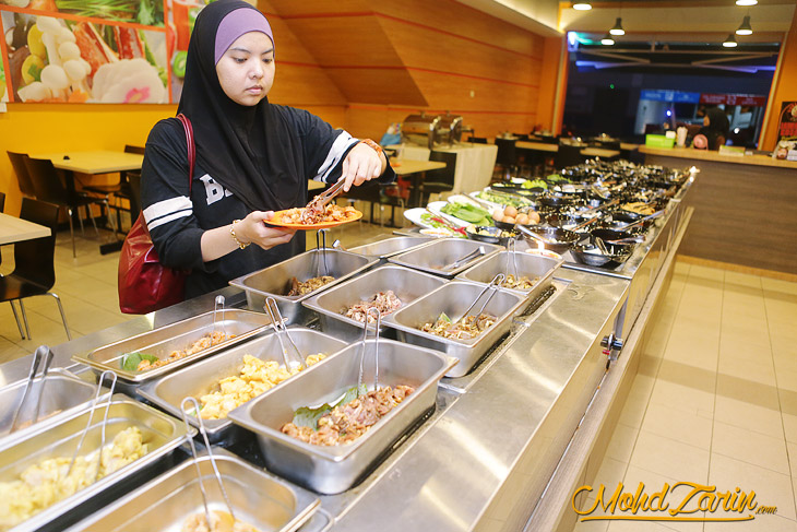 Sukee Sukii Stimbot dan BBQ